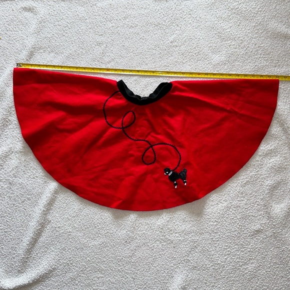 Skirt in size xs. by Hip Hop 50’s shop, red with poodle dog on front, pre-owned - Picture 2 of 10